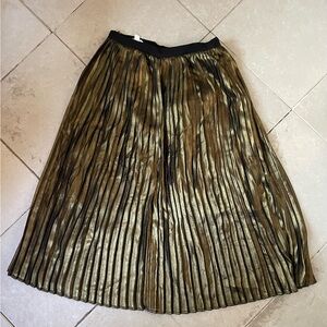 BB Dakota Gold Metallic Pleated Midi Skirt - Size 2